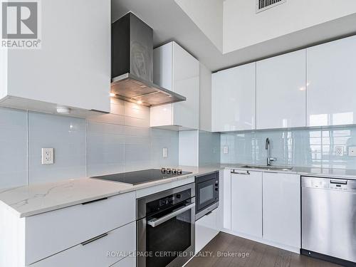 4701 - 20 Shore Breeze Drive, Toronto, ON - Indoor Photo Showing Kitchen With Upgraded Kitchen