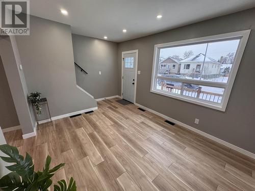 1322 Georgina Ave, Thunder Bay, ON - Indoor Photo Showing Other Room