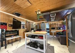 481 Rue Poulin  Scott, QC G0S 3G0