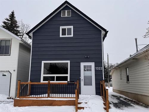 1322 Georgina Avenue, Thunder Bay, ON - Outdoor With Exterior