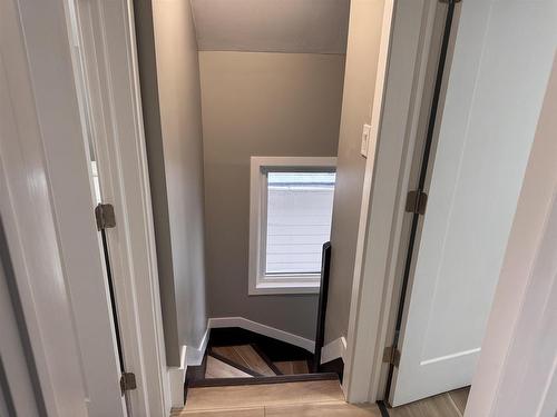 1322 Georgina Avenue, Thunder Bay, ON - Indoor Photo Showing Other Room