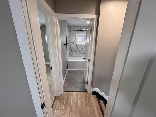 1322 Georgina Avenue, Thunder Bay, ON - Indoor