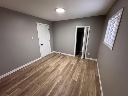 1322 Georgina Avenue, Thunder Bay, ON - Indoor Photo Showing Other Room