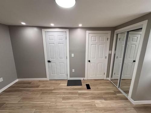 1322 Georgina Avenue, Thunder Bay, ON - Indoor Photo Showing Other Room