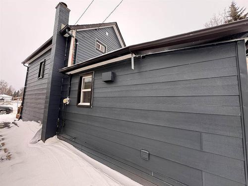 1322 Georgina Avenue, Thunder Bay, ON - Outdoor With Exterior