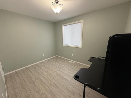 94 Richan Road, Wainwright Township, ON - Indoor