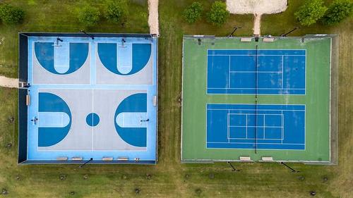 11 Ember Dr, Rosenort, MB 