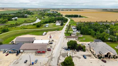 11 Ember Dr, Rosenort, MB 