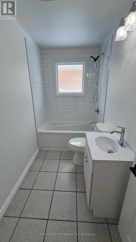 365 Seventh Street E, Cochrane, ON - Indoor Photo Showing Bathroom