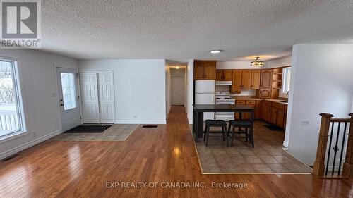 365 Seventh Street E, Cochrane, ON - Indoor