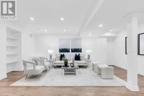 1344 Rose Way, Milton, ON - Indoor