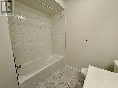 183 Broadacre Drive, Kitchener, ON - Indoor Photo Showing Bathroom