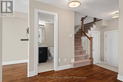 165 Woodhurst Crescent, Ottawa, ON - Indoor Photo Showing Other Room