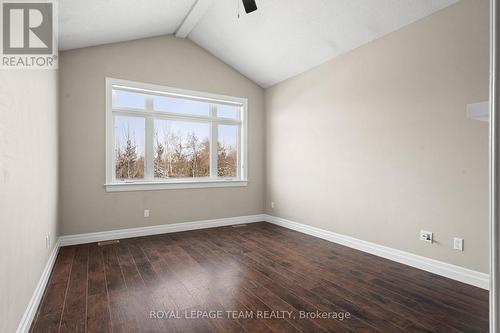 165 Woodhurst Crescent, Ottawa, ON - Indoor Photo Showing Other Room