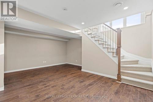 165 Woodhurst Crescent, Ottawa, ON - Indoor Photo Showing Other Room