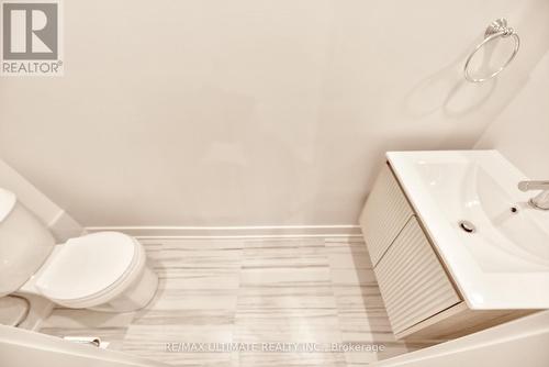 Laneway - 385 Mcroberts Avenue, Toronto, ON - Indoor Photo Showing Bathroom