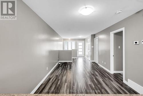 211 Third Street E, Cornwall, ON - Indoor Photo Showing Other Room