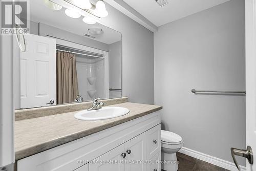 213 Third Street E, Cornwall, ON - Indoor Photo Showing Bathroom