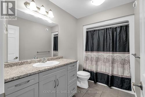 213 Third Street W, Cornwall, ON - Indoor Photo Showing Bathroom