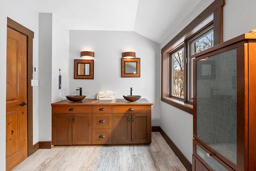 Salle de bains - 515  - 517 Crois. De La Coulée, Lac-Supérieur, QC - Indoor Photo Showing Other Room