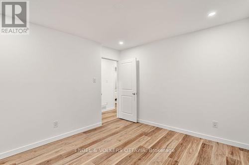 12 Bayside Private, Ottawa, ON - Indoor Photo Showing Other Room