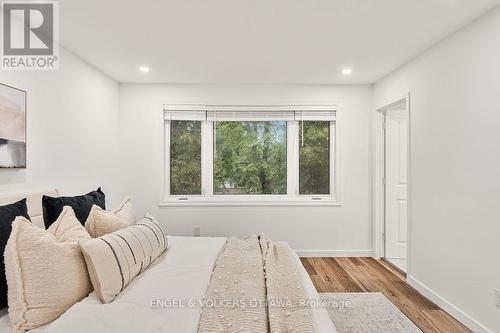 12 Bayside Private, Ottawa, ON - Indoor Photo Showing Bedroom