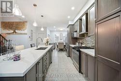 Backsplash, Pot Lights - 