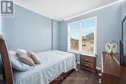 Room on the main level - 