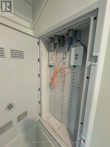 511 - 1100 Sheppard Avenue W, Toronto, ON - Indoor Photo Showing Other Room