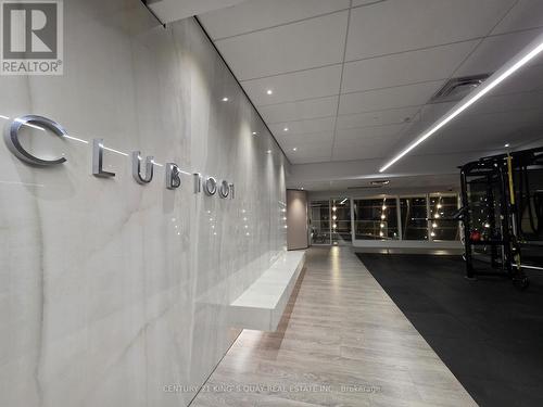 2513 - 1001 Bay Street, Toronto, ON - Indoor Photo Showing Other Room