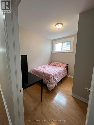 Second bedroom - A - 18 Jolliet Avenue, Ottawa, ON - Indoor Photo Showing Bedroom