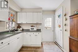 UNIT 3 - LITTLE BUNGALOW (1 BED/1BATH) - 