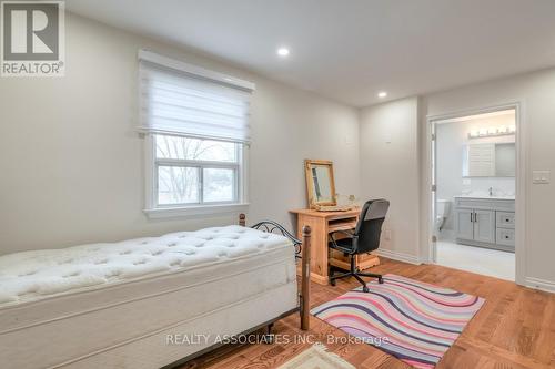 161 Highland Park Boulevard, Markham, ON - Indoor Photo Showing Bedroom