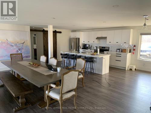 4 Crescent Road, Strong, ON - Indoor