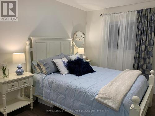 4 Crescent Road, Strong, ON - Indoor Photo Showing Bedroom