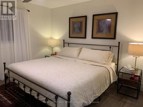 4 Crescent Road, Strong, ON - Indoor Photo Showing Bedroom