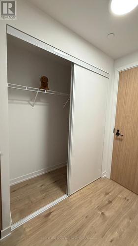 609 - 35 Parliament Street, Toronto, ON - Indoor