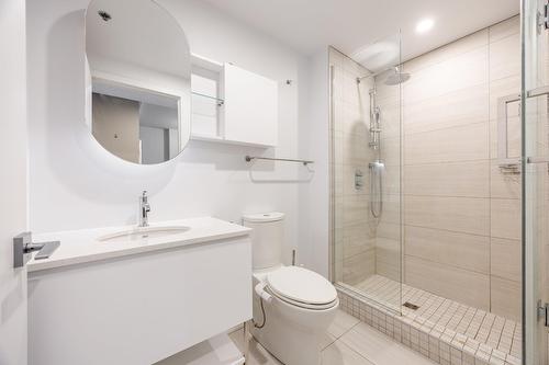 Salle de bains - 809-2300 Rue Tupper, Montréal (Ville-Marie), QC - Indoor Photo Showing Bathroom