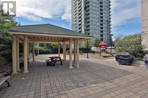 1806 - 3525 Kariya Drive, Mississauga, ON - Outdoor