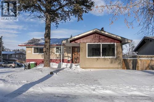 36 Grandview Crescent  Camrose, AB T4V 2K6