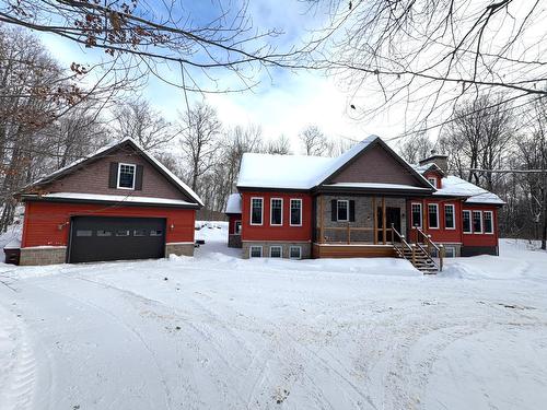 48 Rue de München  Brownsburg-Chatham, QC J8G 0A5