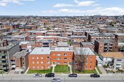 2-7535 Boul. de l'Acadie  Montréal (Villeray/Saint-Michel/Parc-Extension), QC H3N 2V8