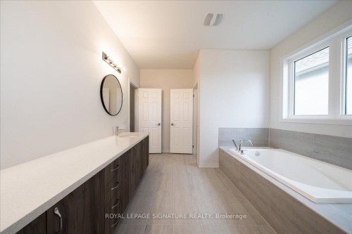26 Altamira Road, Brampton, ON - Indoor Photo Showing Bathroom