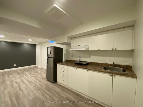 3086 Lavenham Place, Mississauga, ON 