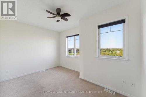 230 Shanly Private, Ottawa, ON - Indoor Photo Showing Other Room