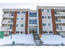 #74 11245 31 AV NW  Edmonton, AB T6J 3V5