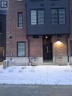 15 - 3069 PHARMACY AVENUE  Toronto, ON M1W 2H1