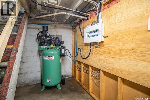 588 8Th Street E, Prince Albert, SK 