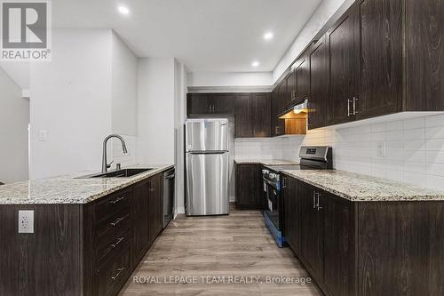 334 Catsfoot Walk, Ottawa, ON - Indoor Photo Showing Kitchen With Upgraded Kitchen