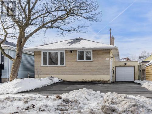 Upper - 708 Carnegie Avenue N, Oshawa, ON - Outdoor